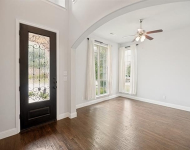 5009 Joseph Street - Photo Thumbnail 2