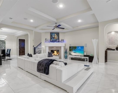 14175 Katiliz Place - Photo Thumbnail 3