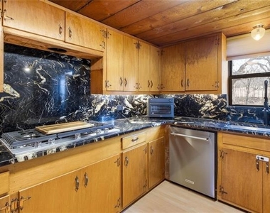 9213 Wilson Road - Photo Thumbnail 11