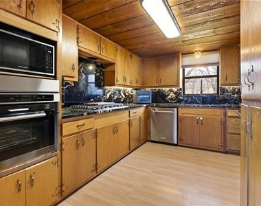9213 Wilson Road - Photo Thumbnail 10