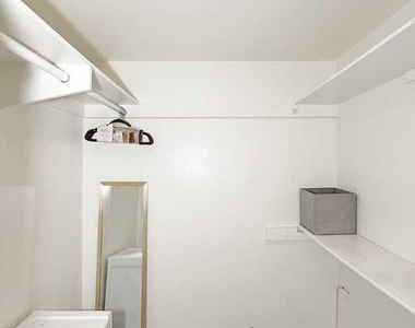 4701 N 68th Street - Photo Thumbnail 10