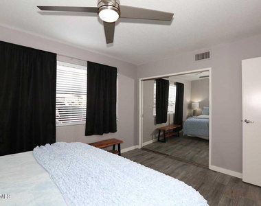 4701 N 68th Street - Photo Thumbnail 11