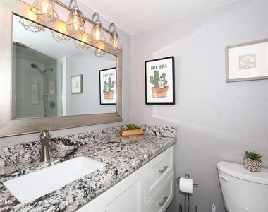 4701 N 68th Street - Photo Thumbnail 13
