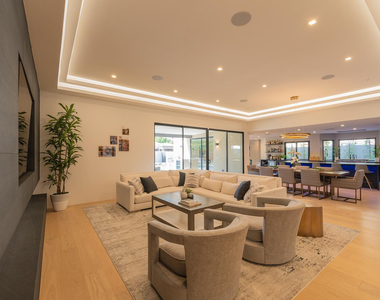 7278 E Echo Lane - Photo Thumbnail 9