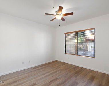 7008 E Gold Dust Avenue - Photo Thumbnail 1