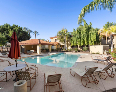 7008 E Gold Dust Avenue - Photo Thumbnail 12