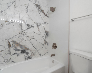 7008 E Gold Dust Avenue - Photo Thumbnail 11