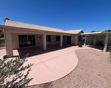 10302 E Coopers Hawk Drive - Photo Thumbnail 1