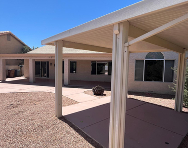 10302 E Coopers Hawk Drive - Photo Thumbnail 3