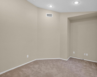 18166 W Camino Real - Photo Thumbnail 7