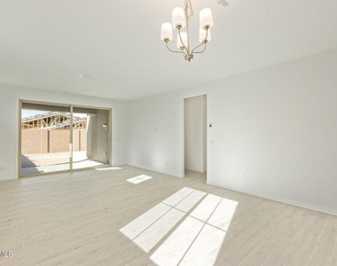 32362 N 122nd Drive - Photo Thumbnail 6