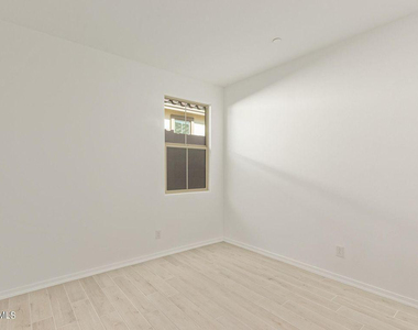 32362 N 122nd Drive - Photo Thumbnail 23