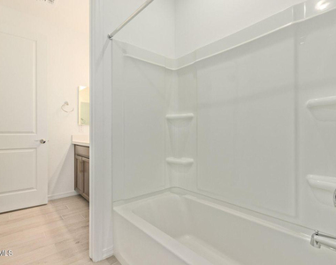 32362 N 122nd Drive - Photo Thumbnail 20