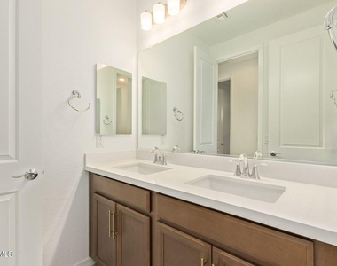 32362 N 122nd Drive - Photo Thumbnail 19