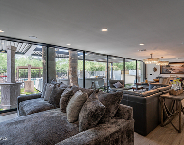 4351 N 36th Street - Photo Thumbnail 11