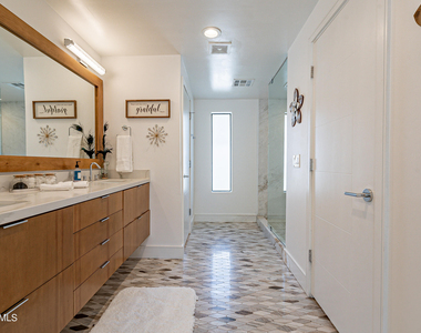 4351 N 36th Street - Photo Thumbnail 24