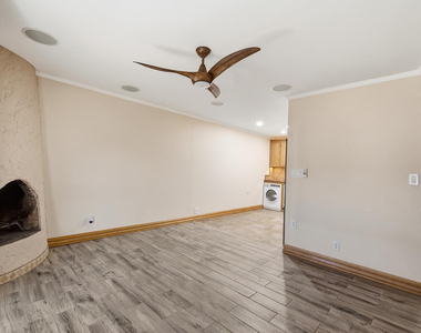 8030 E Oak Street - Photo Thumbnail 1