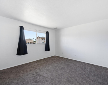 124 E Minton Drive - Photo Thumbnail 6