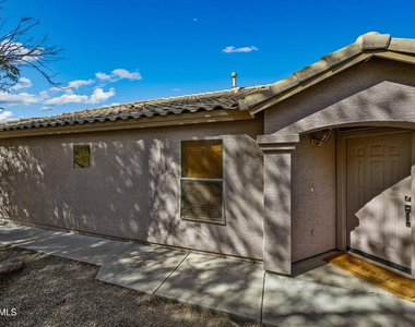 10930 W Wilshire Drive - Photo Thumbnail 20