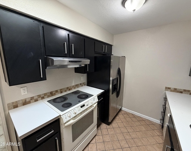 4820 N 89th Avenue - Photo Thumbnail 13