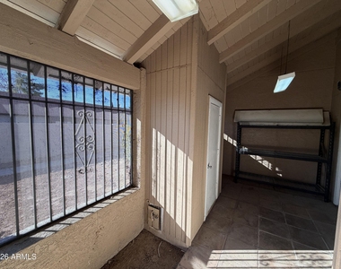 4820 N 89th Avenue - Photo Thumbnail 17
