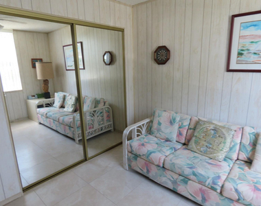17 Willowbrook Lane - Photo Thumbnail 7