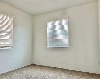 751 W 3rd Place - Photo Thumbnail 19