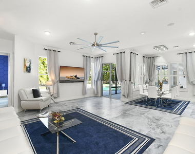 15700 Carrera Lane - Photo Thumbnail 11