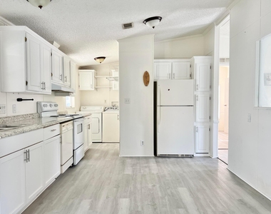 183 Plantation Boulevard - Photo Thumbnail 4