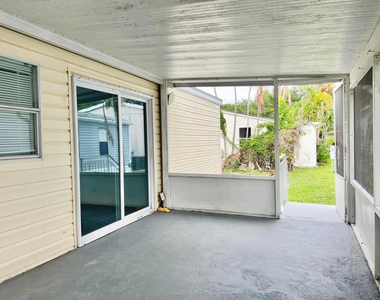 183 Plantation Boulevard - Photo Thumbnail 20