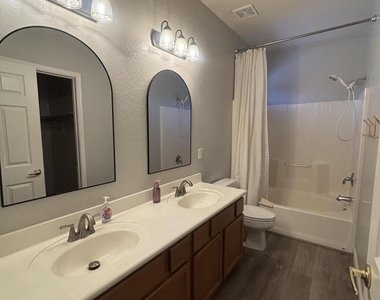 948 E Savannah - Photo Thumbnail 42