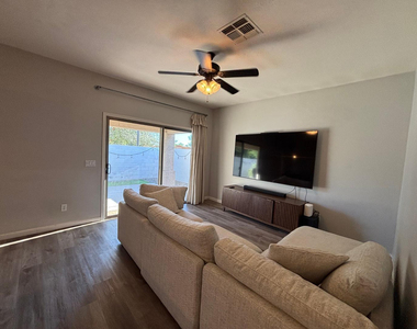 948 E Savannah - Photo Thumbnail 21