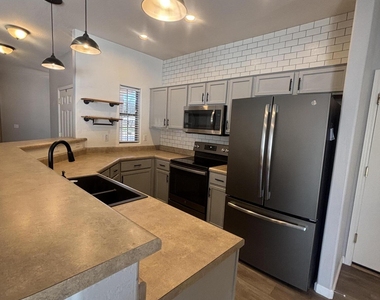 948 E Savannah - Photo Thumbnail 35