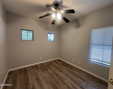 948 E Savannah - Photo Thumbnail 50