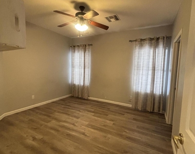 948 E Savannah - Photo Thumbnail 43