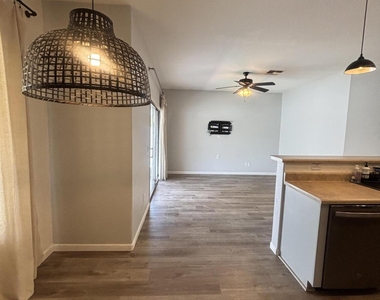 948 E Savannah - Photo Thumbnail 36