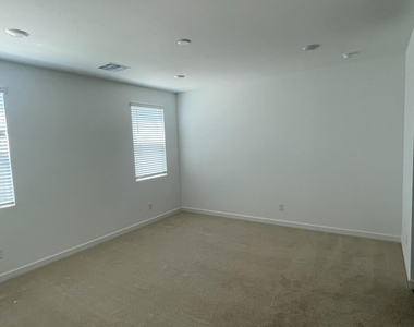 7417 W Buckhorn Trail - Photo Thumbnail 10