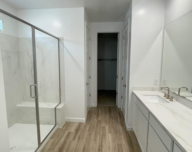7417 W Buckhorn Trail - Photo Thumbnail 14