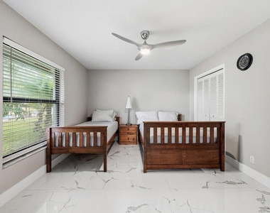 13710 Callington Drive - Photo Thumbnail 19