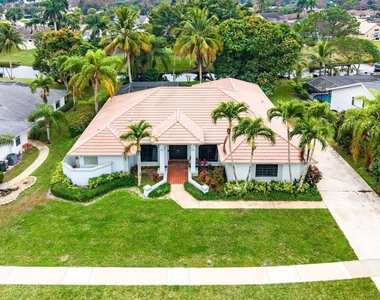 13710 Callington Drive - Photo Thumbnail 2