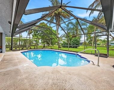 13710 Callington Drive - Photo Thumbnail 23