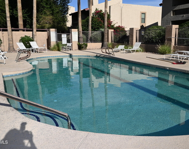 8649 E Royal Palm Road - Photo Thumbnail 27