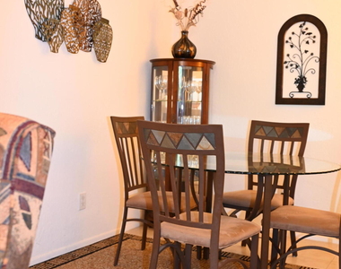 8649 E Royal Palm Road - Photo Thumbnail 5