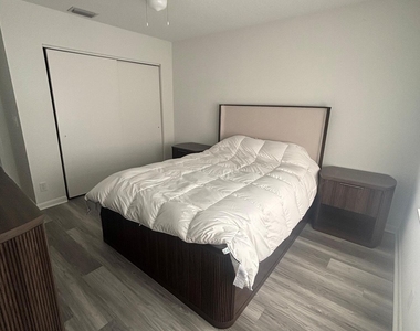 620 Southwind Circle - Photo Thumbnail 7