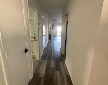 620 Southwind Circle - Photo Thumbnail 12