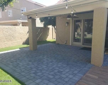 9334 E Pershing Avenue - Photo Thumbnail 6
