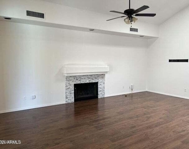 9334 E Pershing Avenue - Photo Thumbnail 2
