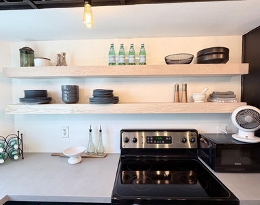 6845 E Osborn Road - Photo Thumbnail 12