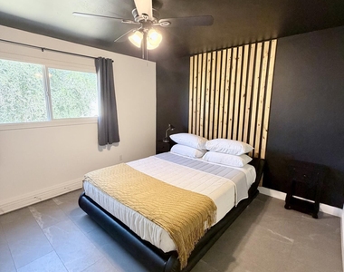 6845 E Osborn Road - Photo Thumbnail 17