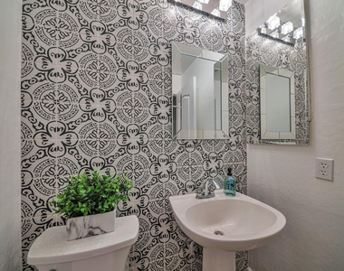 16457 N 103rd Place - Photo Thumbnail 23